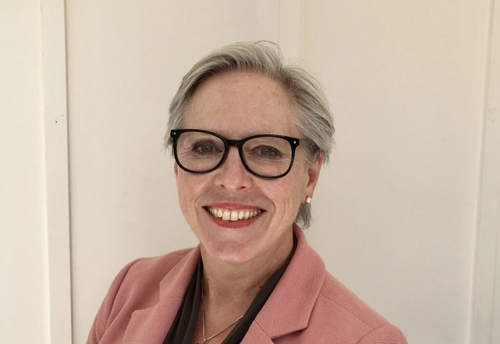 The IWA announces the departure of director Auriol Miller