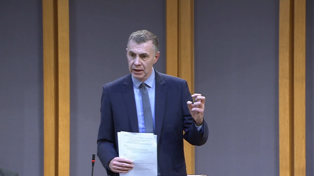Adam Price tabled a motion for a members' bill on community ownership of renewable energy